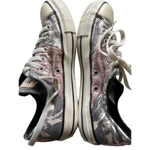 Converse Low Top Sneakers - Black, White, Pink
